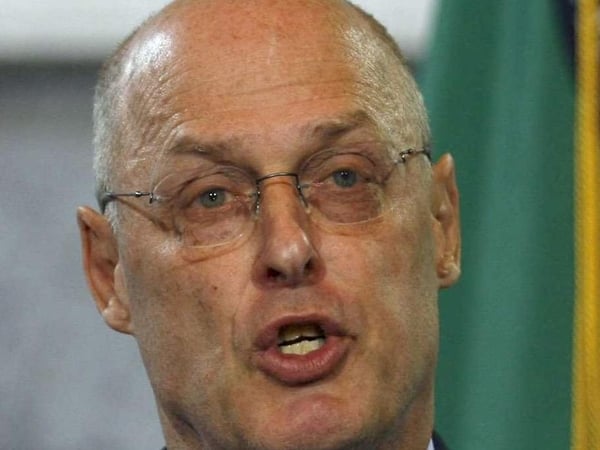 Henry Paulson - Two firms 'critical' to US housing