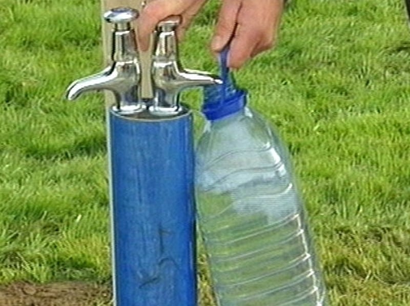 Water - Emergency supply suspended