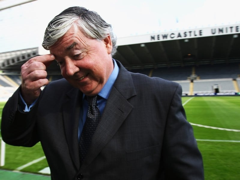 Joe Kinnear is hoping to lure Gerry Francis to Newcastle