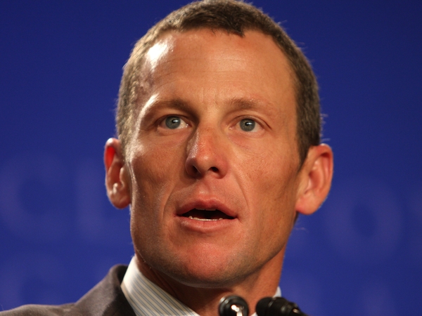Lance Armstrong crashed in the opening kilometres of the fifth stage of the Tour of California