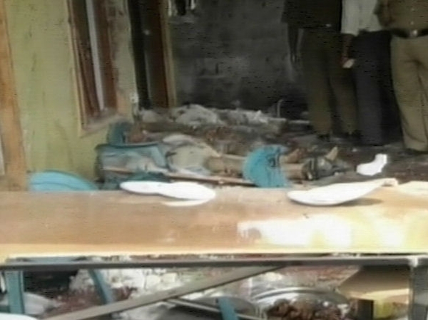 Anuradhapura - Tamil Tigers blamed for bombing