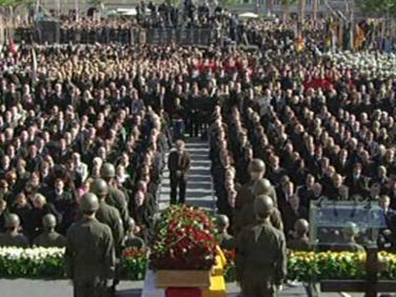 Austria - 25,000 attend service