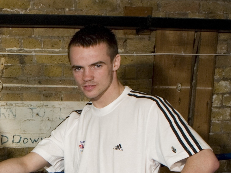 Frankie Gavin has announced he is to fight professionally