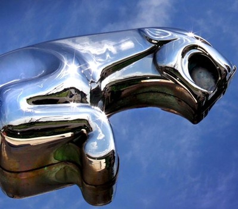 Jaguar Land Rover - Talks over government loan