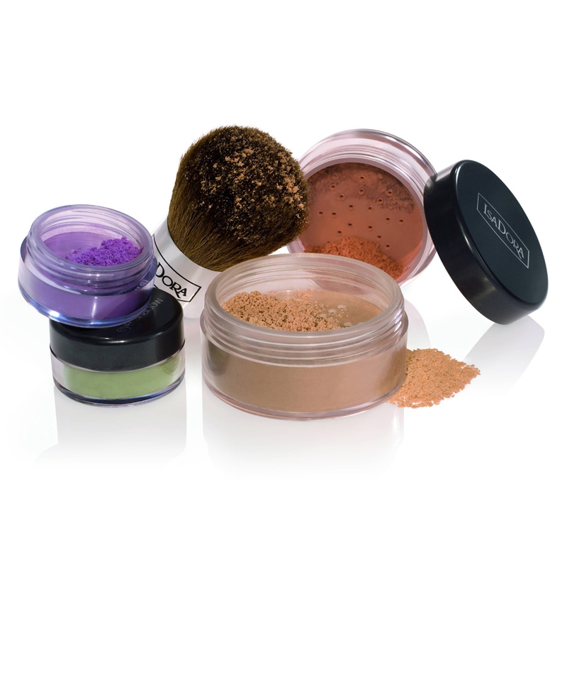 A selection of mineral make-up from IsaDora