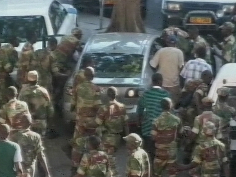 Zimbabwe - Demonstrations over continuing shortages