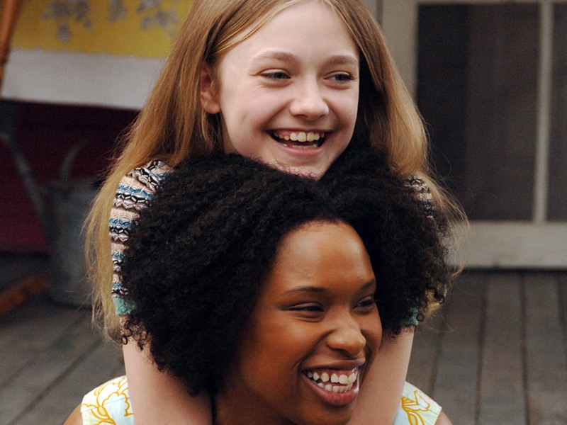 Dakota Fanning and Jennifer Hudson