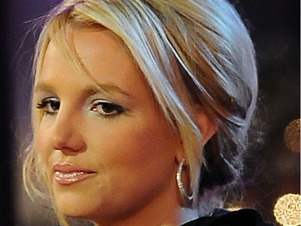 Britney Spears - Reportedly wants to be frozen