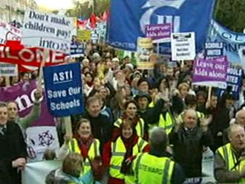 Dublin - Thousands at protest