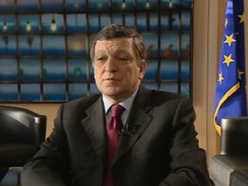 José Manuel Barroso - Rules out changing treaty