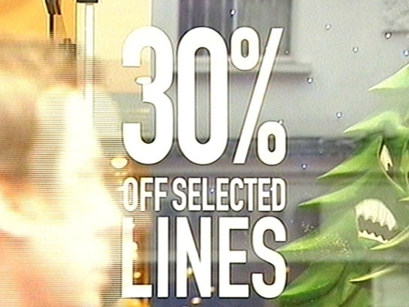 Retail sector - 30,000 jobs lost in the past year