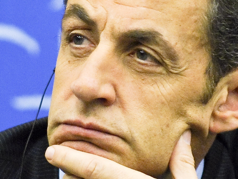 Nicolas Sarkozy - Loans offered to car makers with 6% interest rate