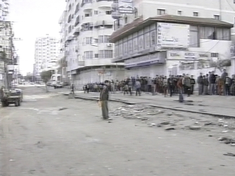 Gaza - Violence stokes tension in key oil producing Middle East