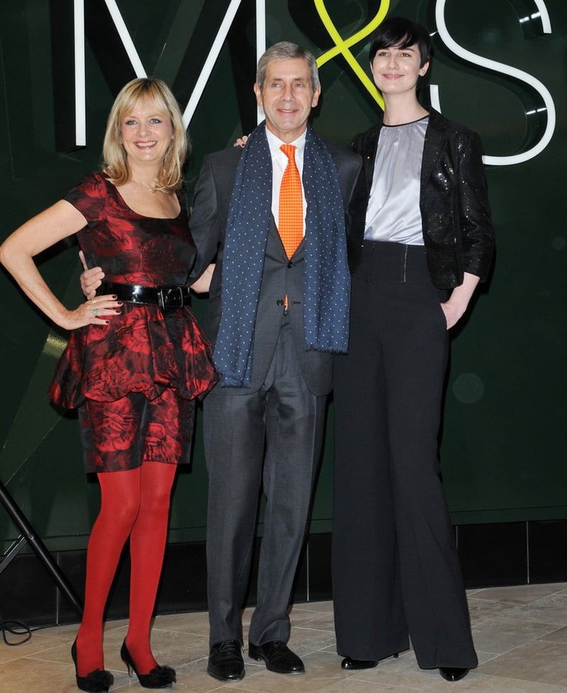 Chairman of M&amp;S Stuart Rose with Twiggy and Erin O'Connor