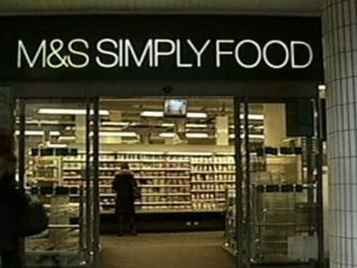 Marks &amp; Spencer - Still cautious on outlook