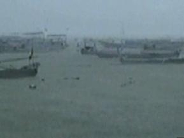 Indonesia - Bad weather hampers rescue efforts