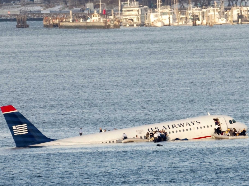New York - Plane crash landed