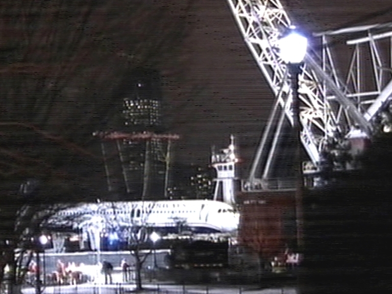 New York - Airbus lifted from river