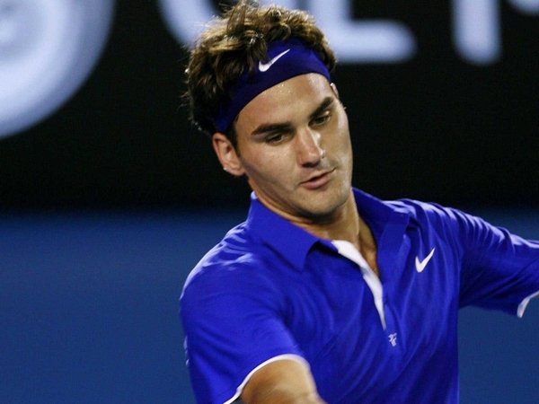 Roger Federer was hardly recognisable as the player who struggled past Tomas Berdych in five sets last time out