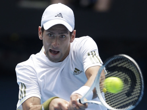 Novak Djokovic overcame stomach problems to advance to the semi-finals