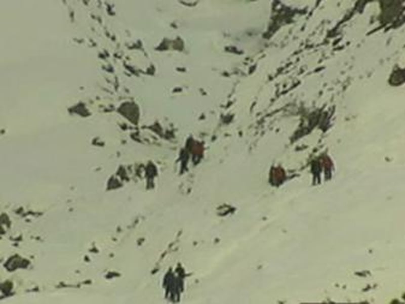 Scotland - Three killed in avalanche