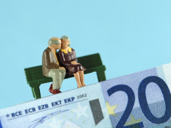 Pensions - March sees a return to growth