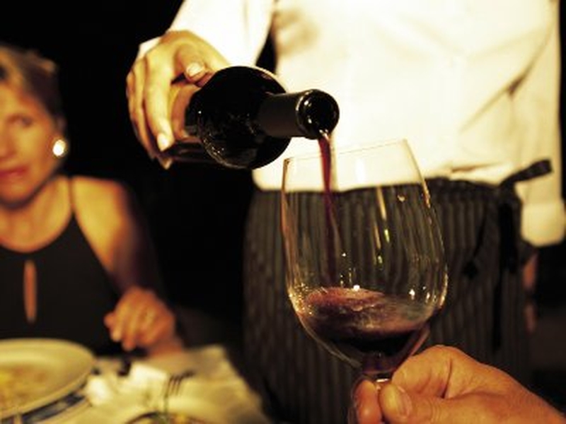 Wine market - Foster's buys soured