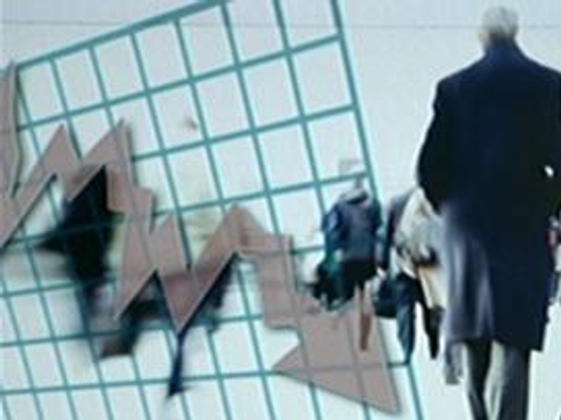 US economy - New jobless claims fall