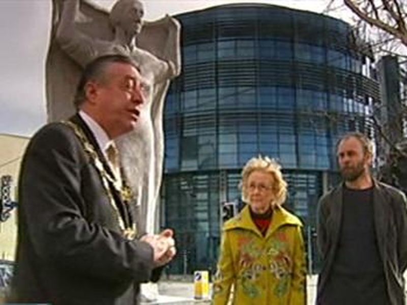 Galway - Sculpture unveiled