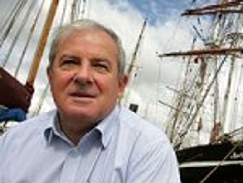 Nicky Fewer - Businessman dies aged 60