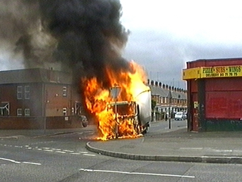 Belfast - Security alerts brought traffic chaos last night