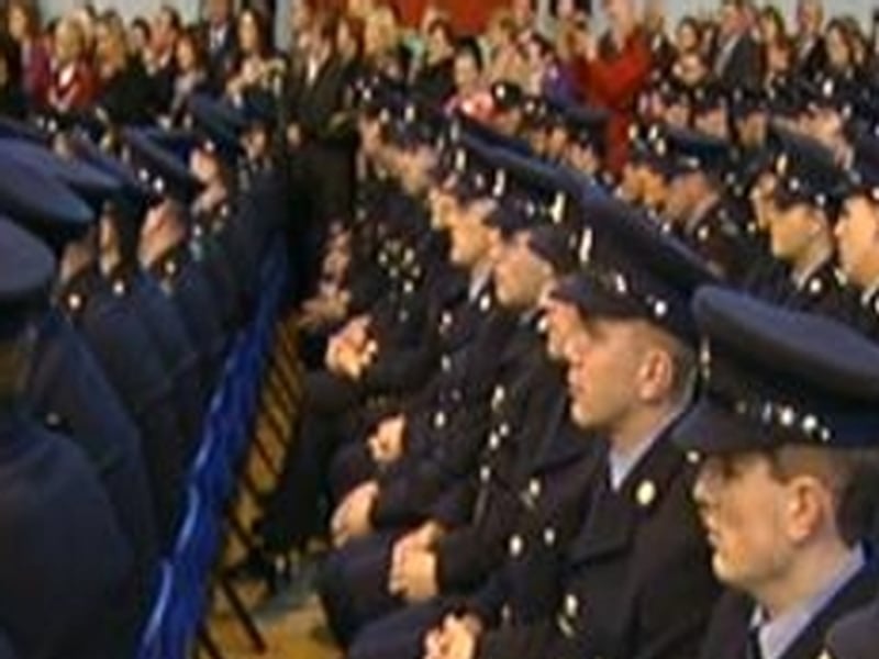 Garda Síochána - Minister denies politicising