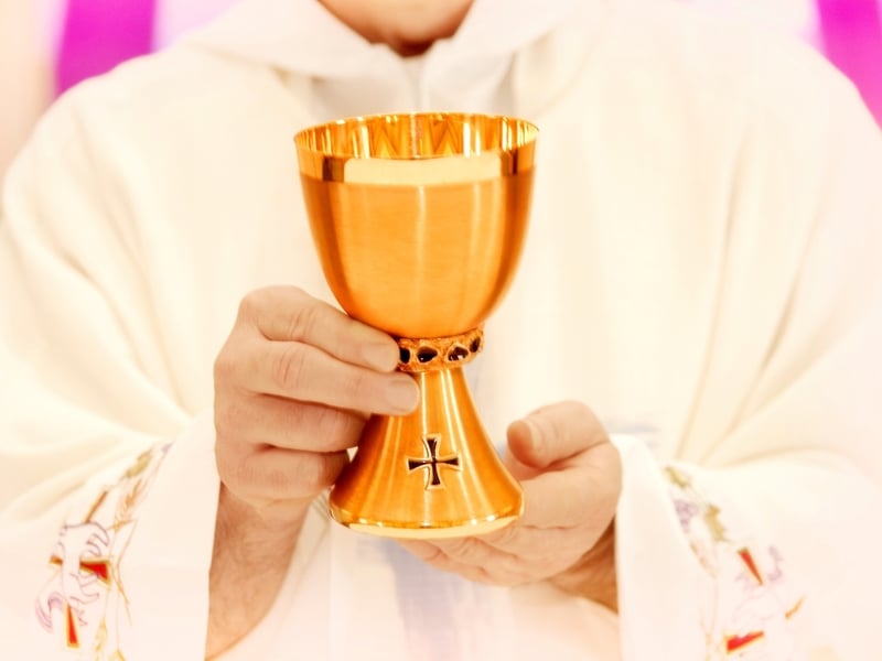 Communion - Limousines banned from church