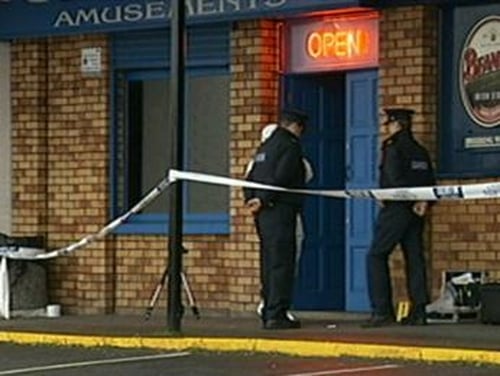 Steering Wheel pub - Man shot dead