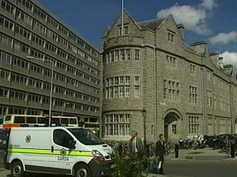 Pearse Street Garda Station - Two men detained over drug seizure