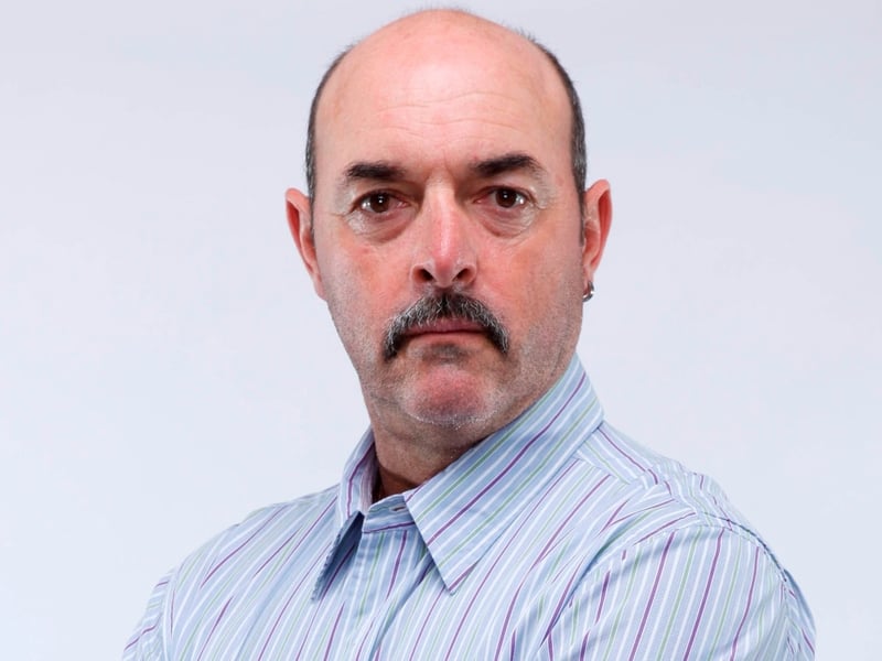 Grobbelaar - decides to leave after wife dines at restaurant