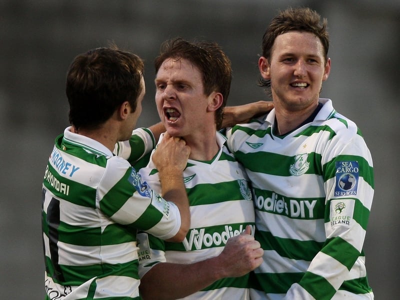 Gary Twigg celebrates his second goal (R) with Sean O'Connor and Dessie Baker