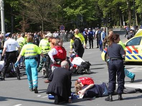 Netherlands - Emergency services at scene of crash