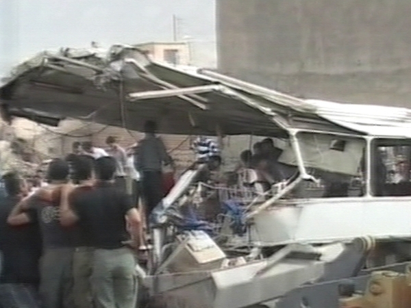 Iran - Bus crash kills 28 pilgrims