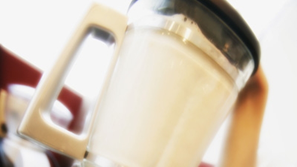 Saffron, Rose and Vanilla Thandai