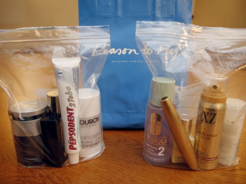 Plastic bags - Passengers required to carry liquids in bags