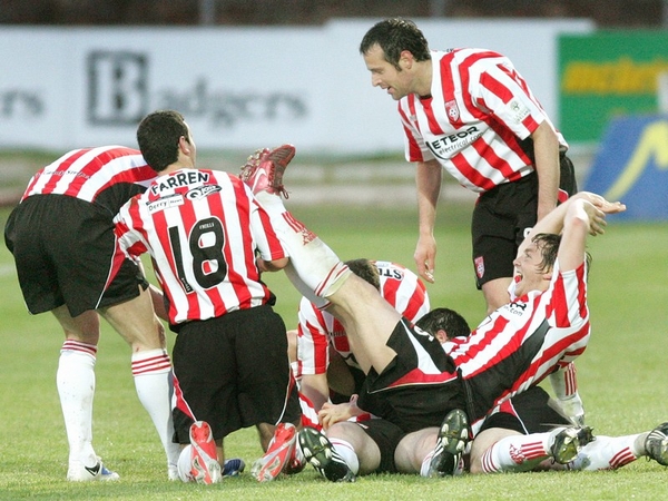 Derry City players celebrate after Barry Molloy's strike put them 3-1 ahead