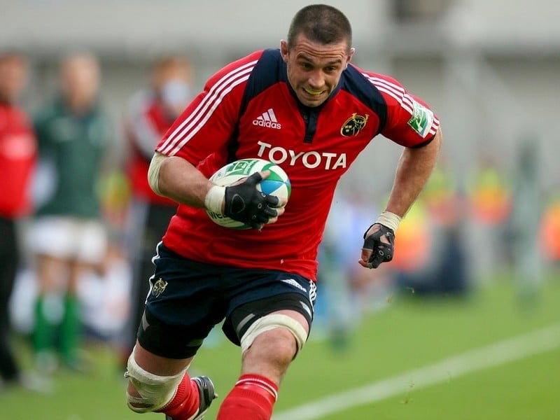 Alan Quinlan in full flight for his beloved Munster