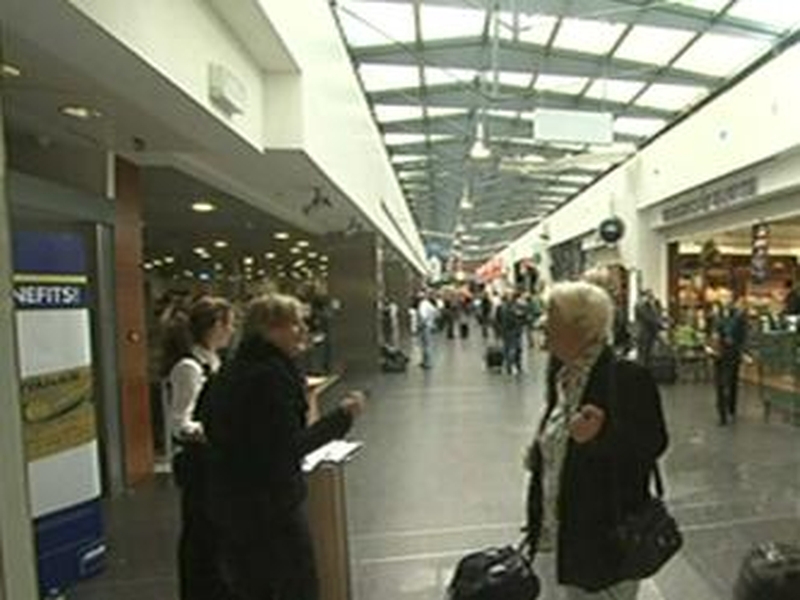 Irish trips abroad - First annual Q2 fall since 1991