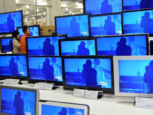 Japan spending - Boost from stimulus efforts