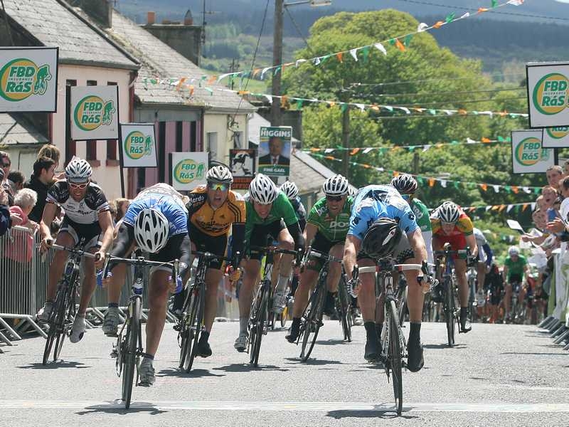 Nicholas Walker got the better of Jaan Kirsipuu in a sprint finish