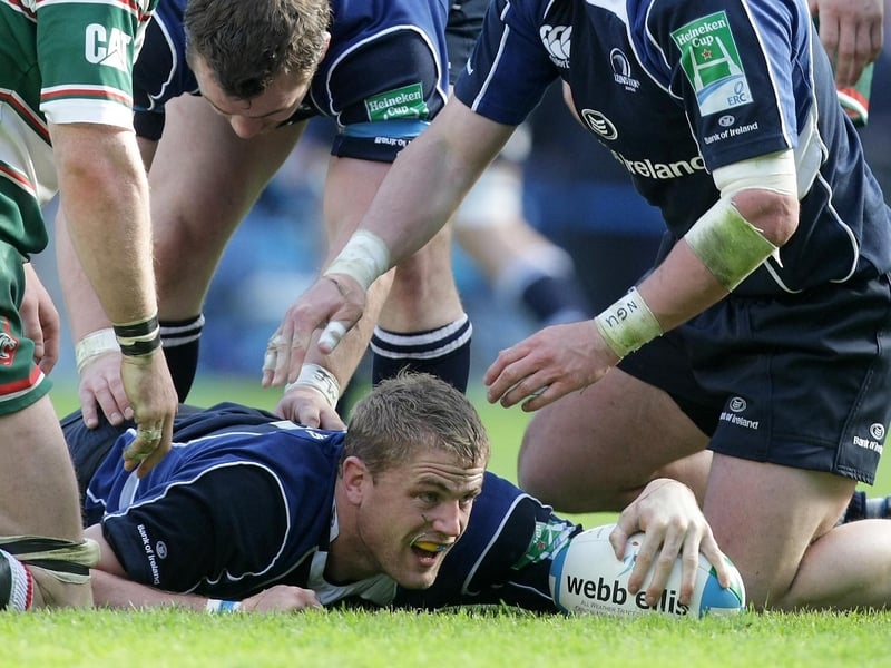 Jamie Heaslip touches the ball down for Leinster's only try at Murrayfield