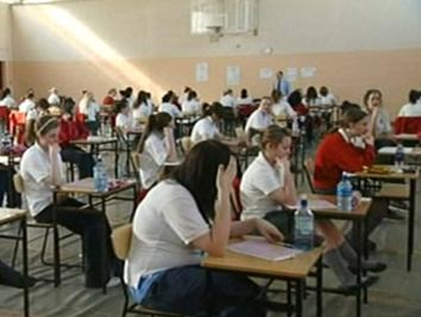 Exams - Change to protocol for handing out papers