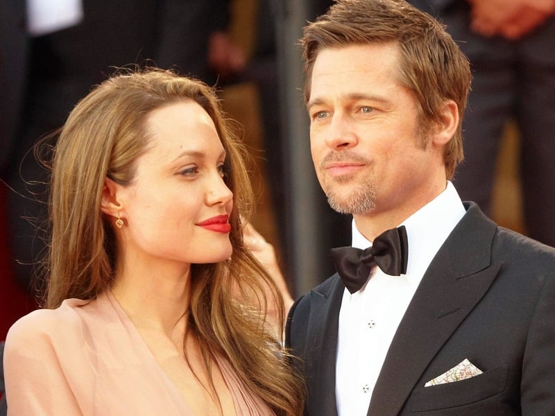 Jolie and Pitt - $1m to hospital in the city where he grew up