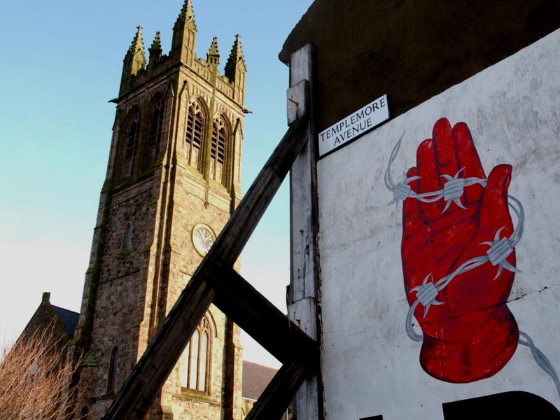 Decommissioning - UVF &amp; UDA putting weapons beyond use